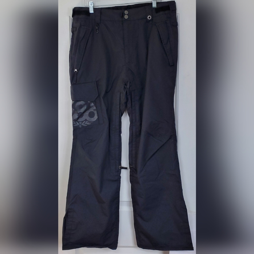 686 Men's Black Cargo Pants